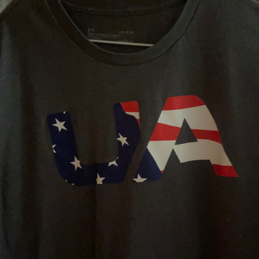 X UnderArmor shirt